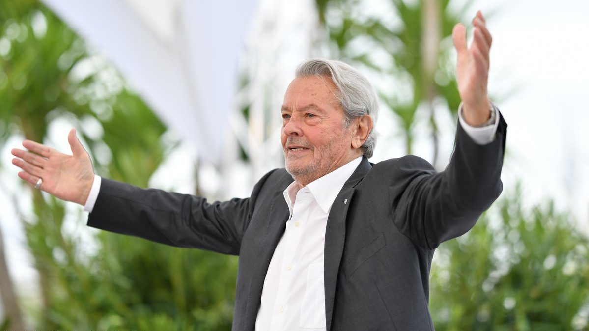 Alain Delon sera immortalisé à Hollywood