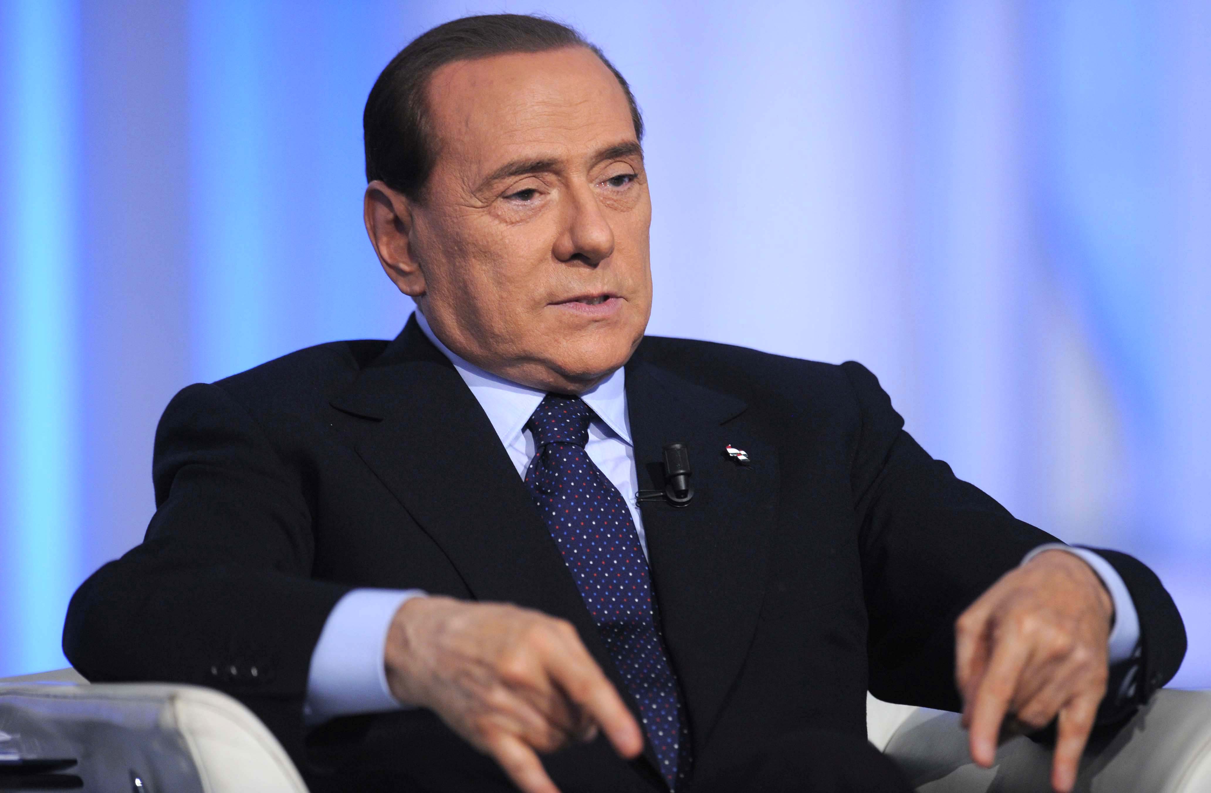 Après 45 jours d'hospitalisation, Berlusconi est sorti de l’hôpital