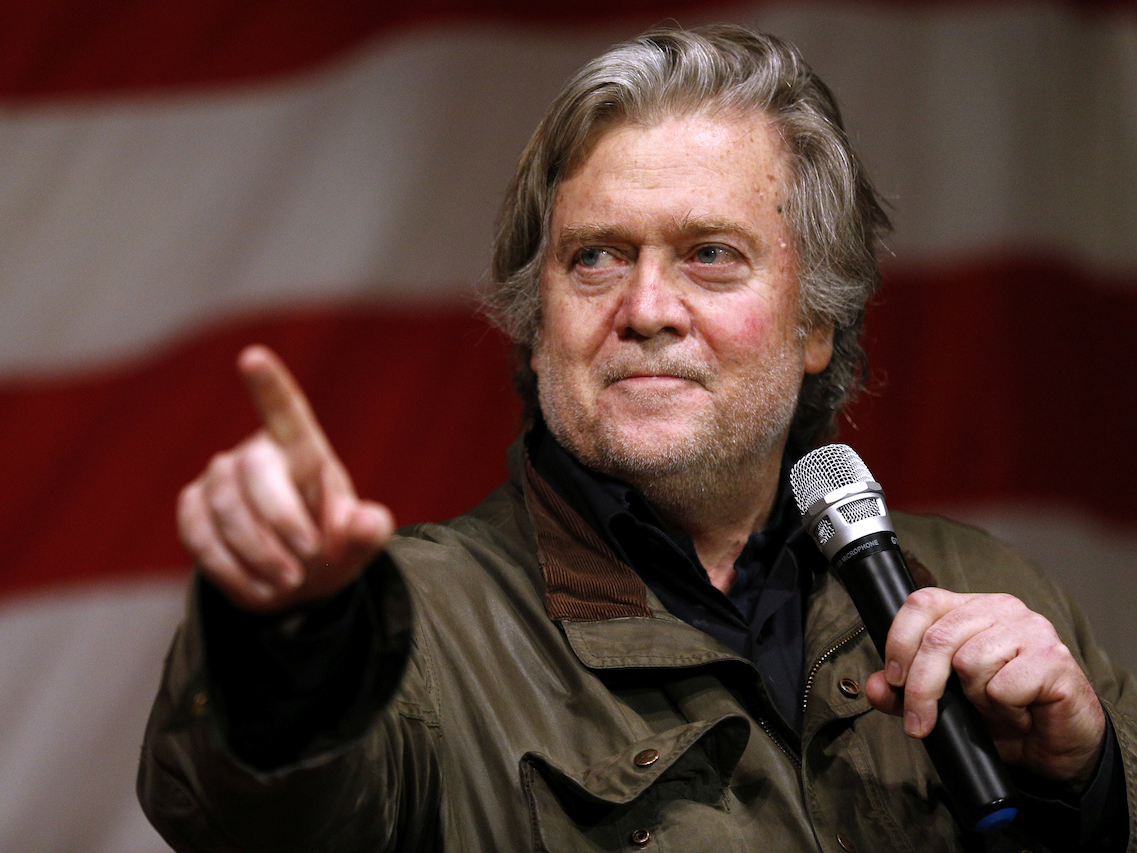 L’ex-conseiller stratégique de Trump, Steve Bannon, condamné à quatre mois de prison