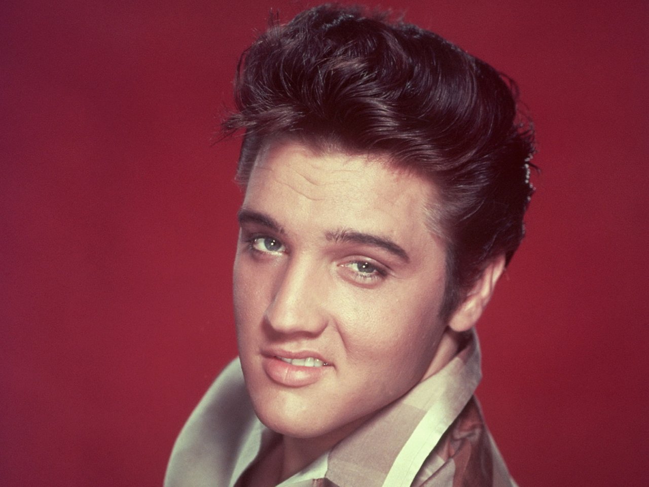L’intelligence artificielle ressuscite Elvis Presley, près de 50 ans après sa mort