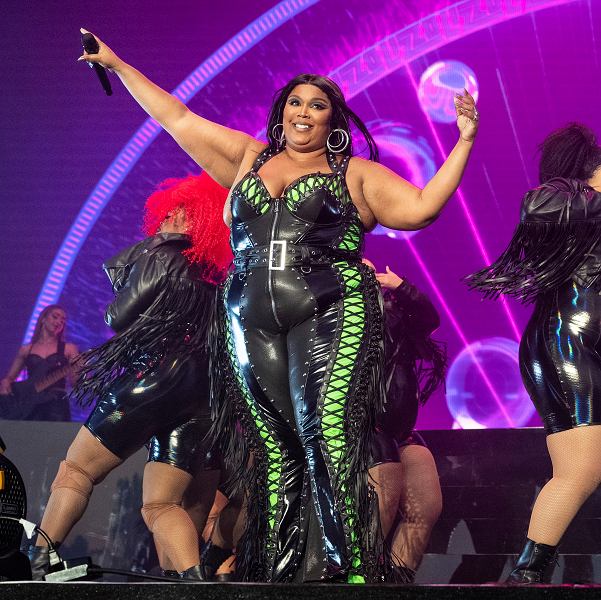 La chanteuse Lizzo poursuivie pour harcèlement par trois de ses anciennes danseuses