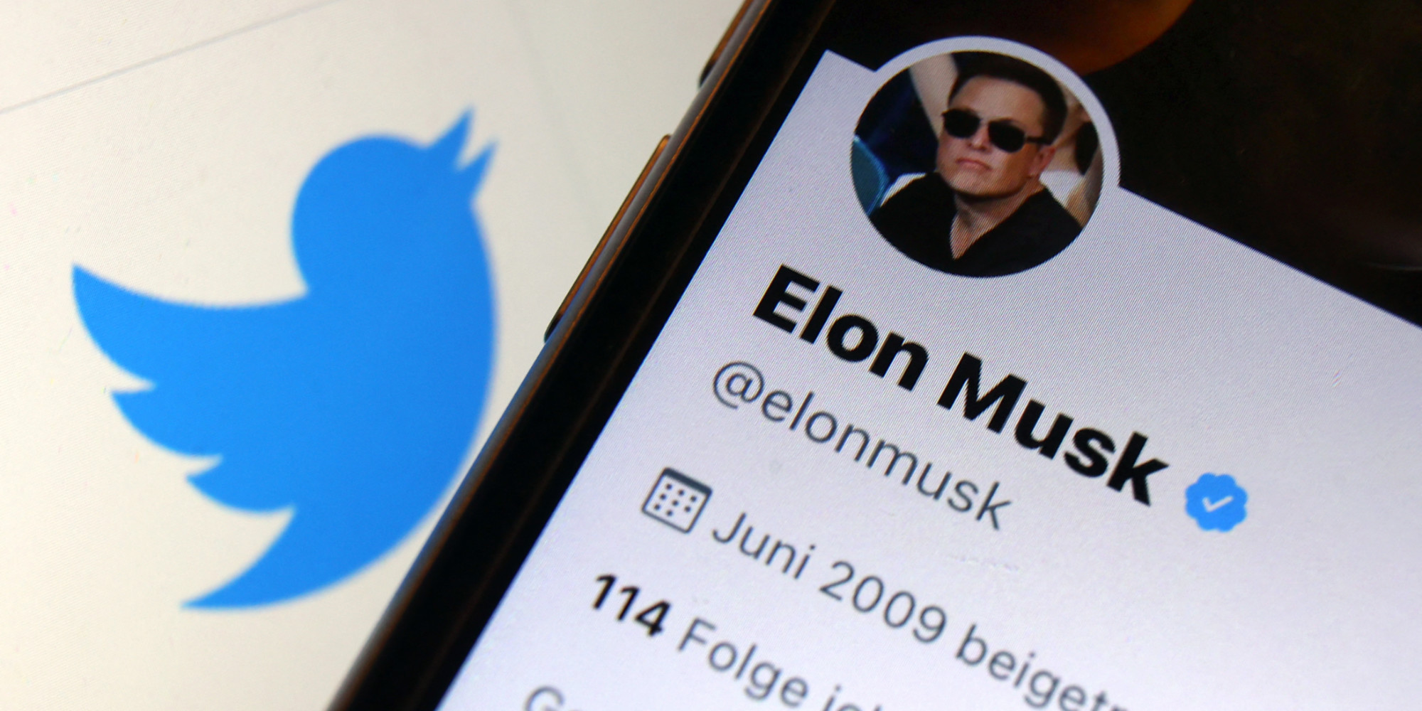 La première semaine agitée d'Elon Musk à la tête de Twitter