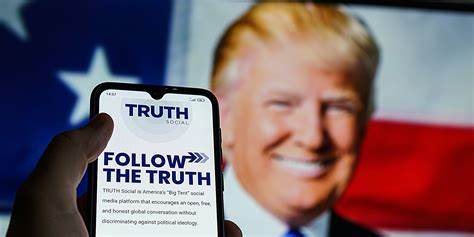 La société de médias sociaux de Donald Trump dans le viseur du gouvernement fédéral