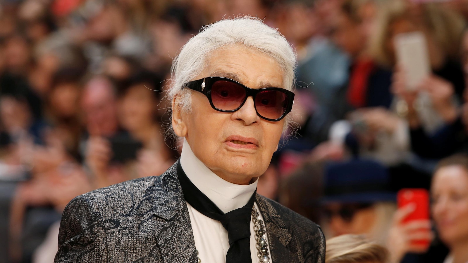 Les derniers instants de Karl Lagerfeld racontés dans un livre par son confident Sebastien Jondeau