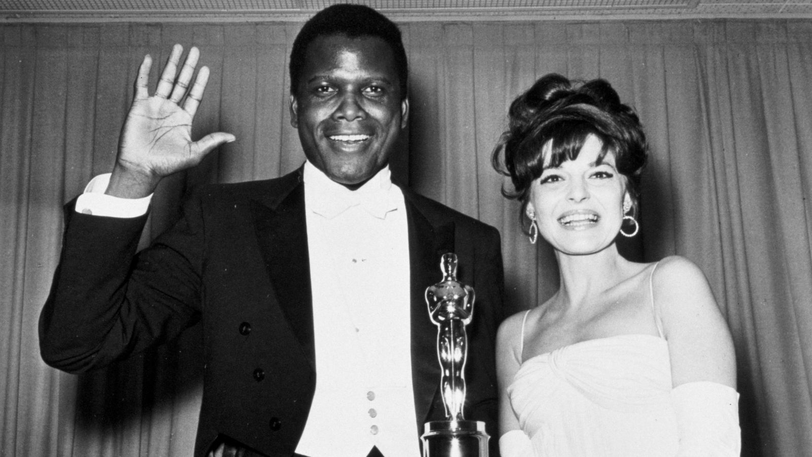Voici la cause du décès de Sidney Poitier